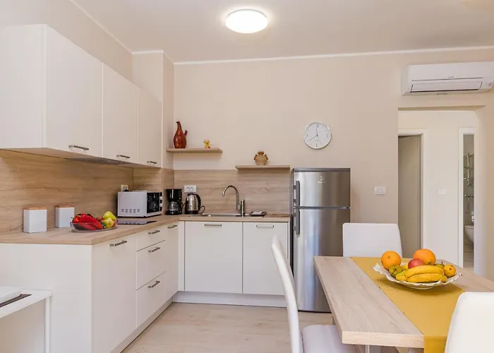 Mirjana 2 Lejlighed *